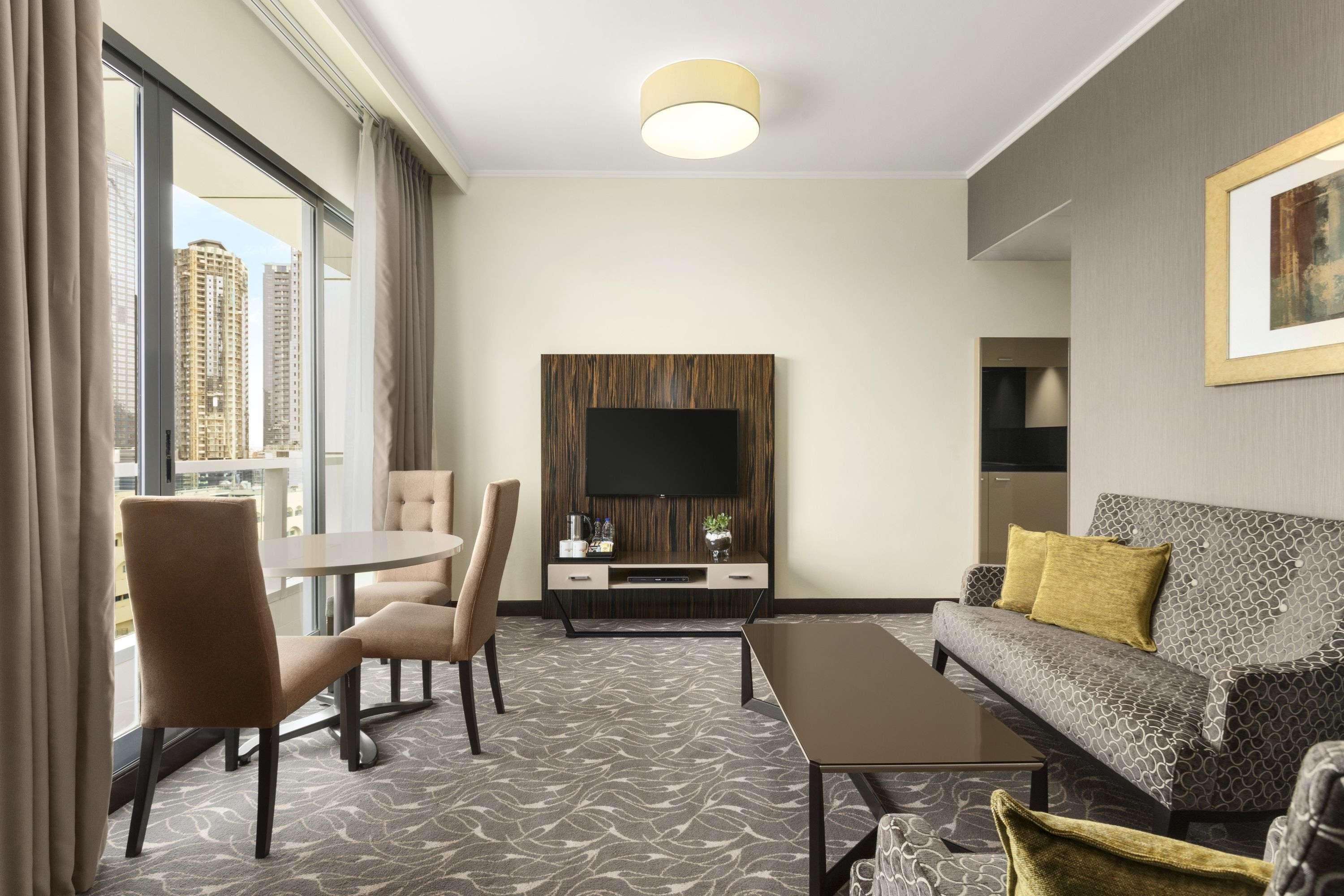 Hawthorn Extended Stay By Wyndham Abu Dhabi City Center Екстер'єр фото