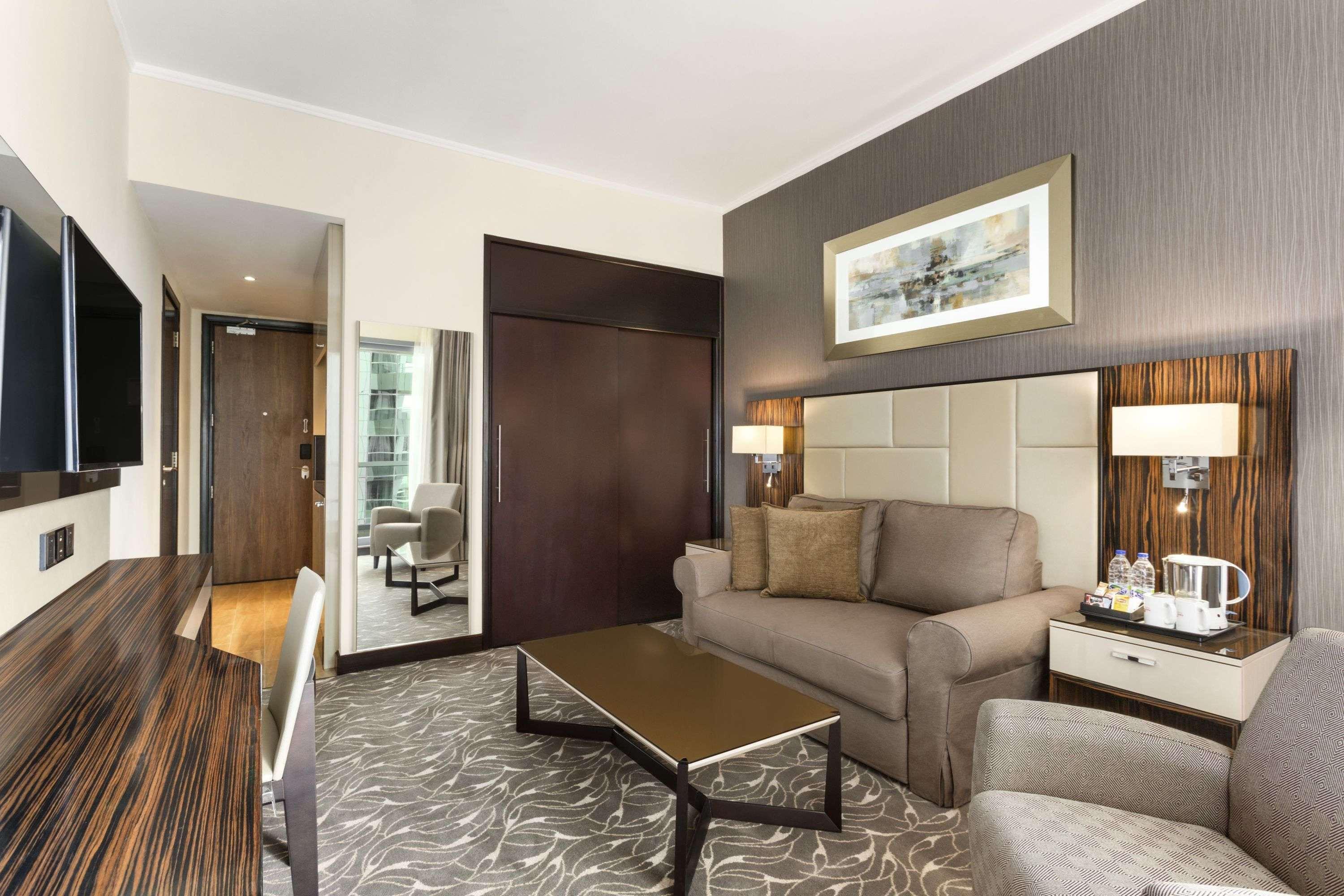 Hawthorn Extended Stay By Wyndham Abu Dhabi City Center Екстер'єр фото