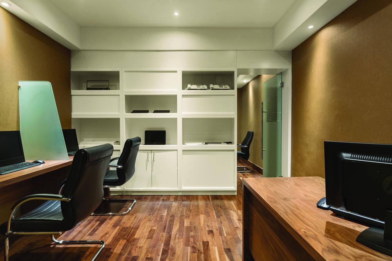 Hawthorn Extended Stay By Wyndham Abu Dhabi City Center Екстер'єр фото