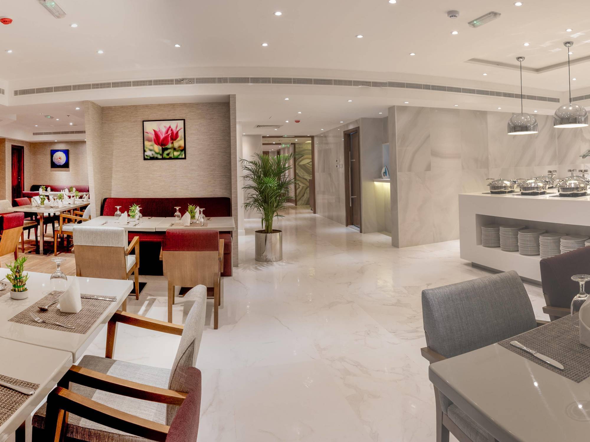 Hawthorn Extended Stay By Wyndham Abu Dhabi City Center Екстер'єр фото