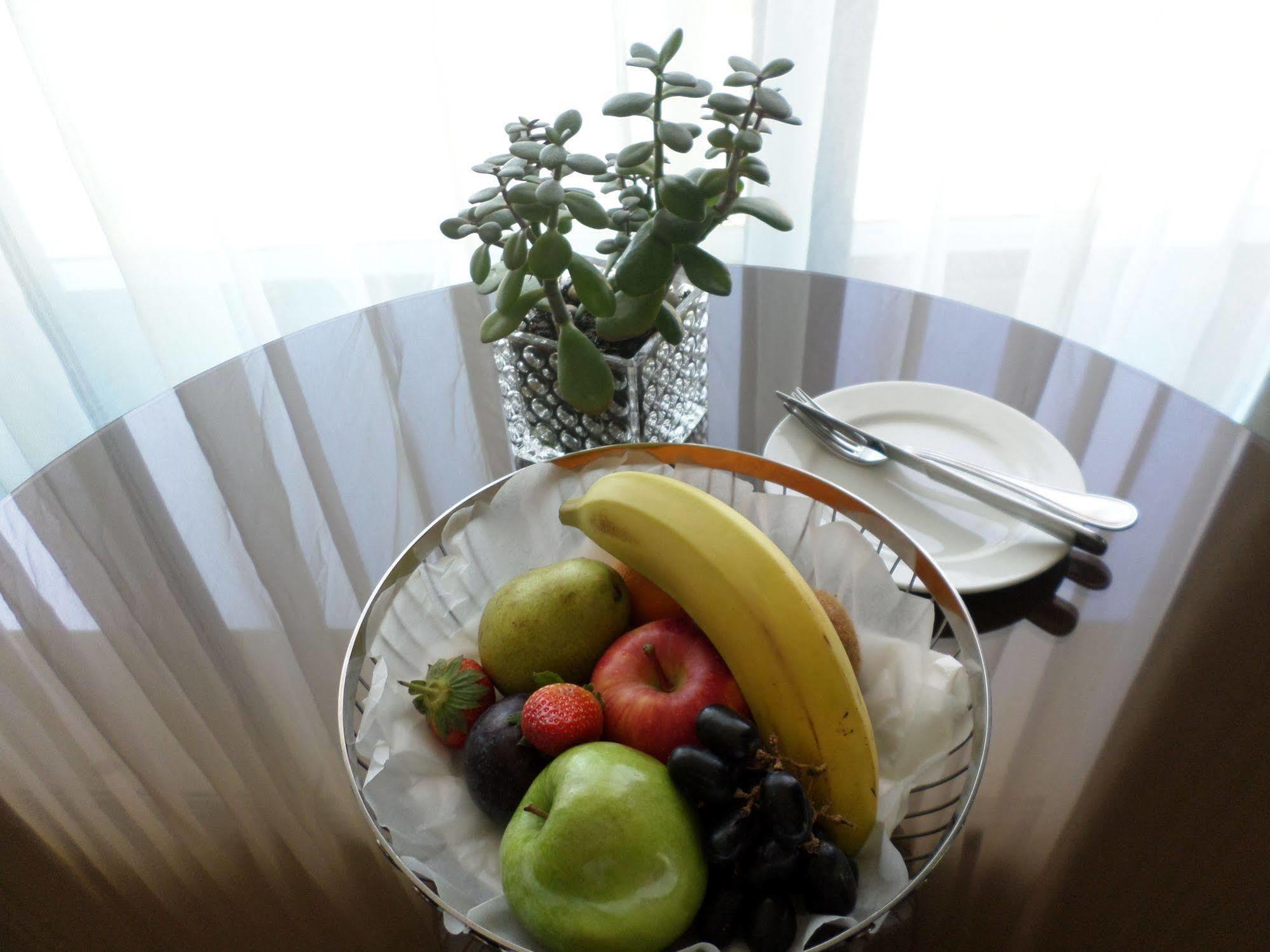Hawthorn Extended Stay By Wyndham Abu Dhabi City Center Екстер'єр фото