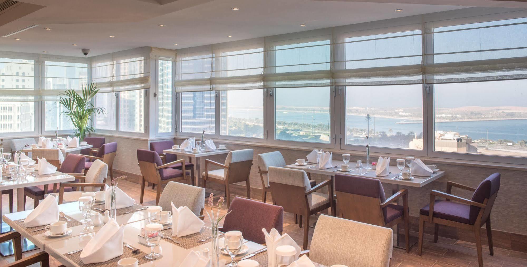 Hawthorn Extended Stay By Wyndham Abu Dhabi City Center Екстер'єр фото