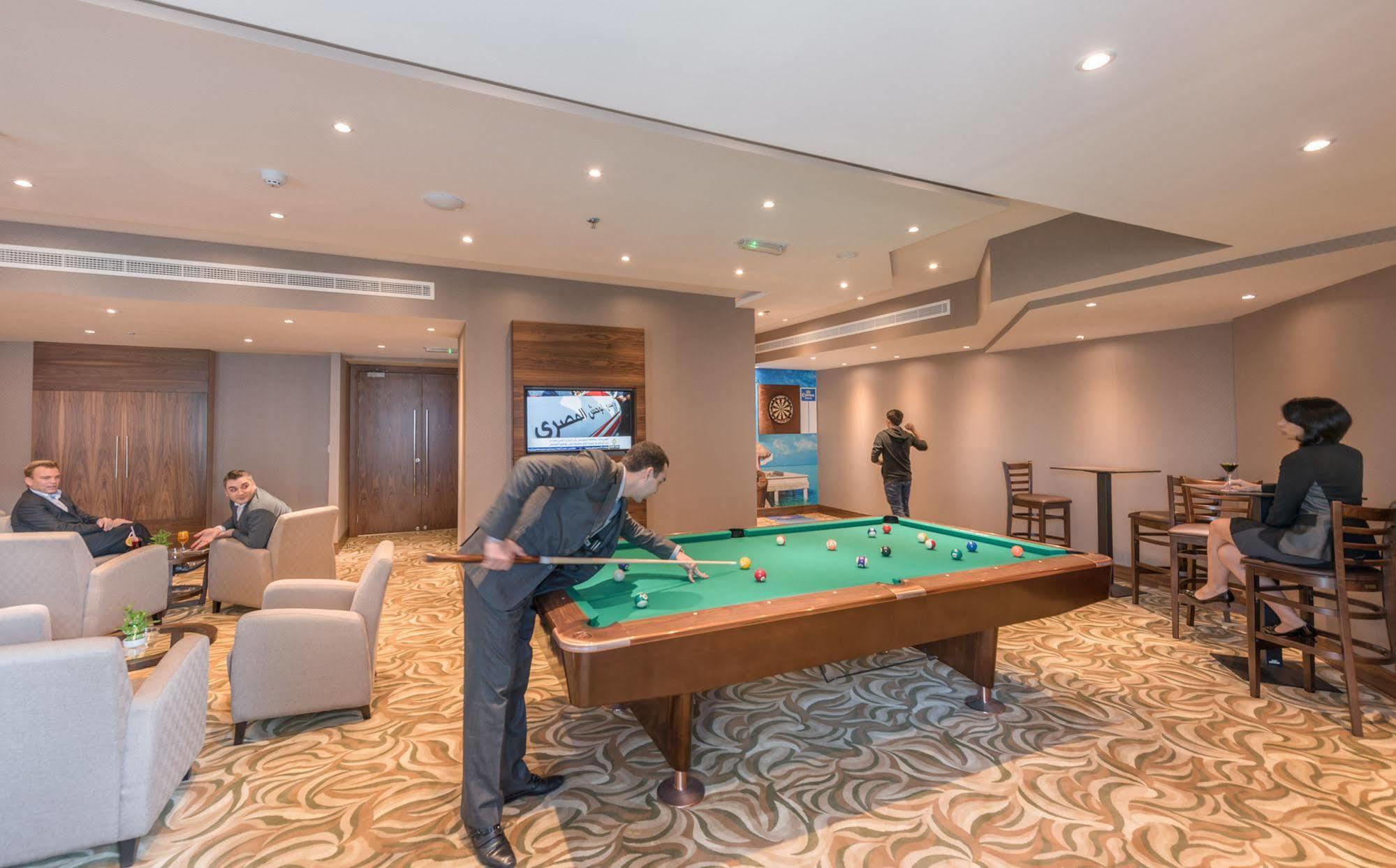 Hawthorn Extended Stay By Wyndham Abu Dhabi City Center Екстер'єр фото